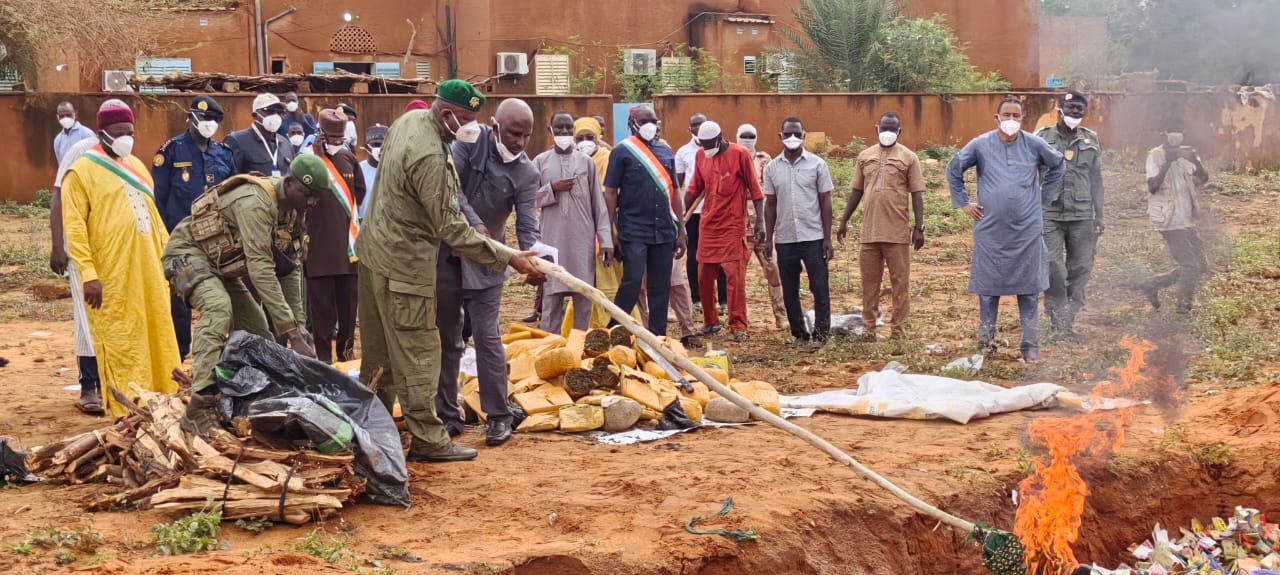 Destruction Massive de Drogues Saisies à Tahoua : Un Coup de Force Contre le Trafic
