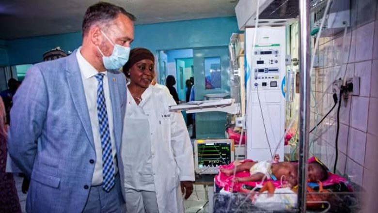 Visite belge au Niger : Coopération sanitaire et relations diplomatiques tendues