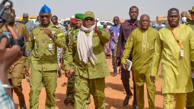 Niamey : Évacuation des zones tampons aéroportuaires, la sécurité prime sur les habitants